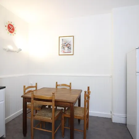 F2 Avec Terrasse Et Jardinet, Proche Centre Mont-dore - Fr-1-415-182 *