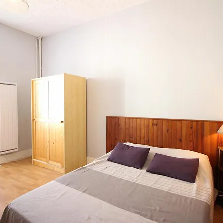 F2 Avec Terrasse Et Jardinet, Proche Centre Mont-dore - Fr-1-415-182 * 勒蒙多尔